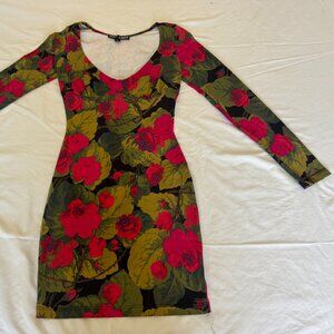 Betsy Johnson Size S Stretch Floral Dress - Early 2000s and so adorable!